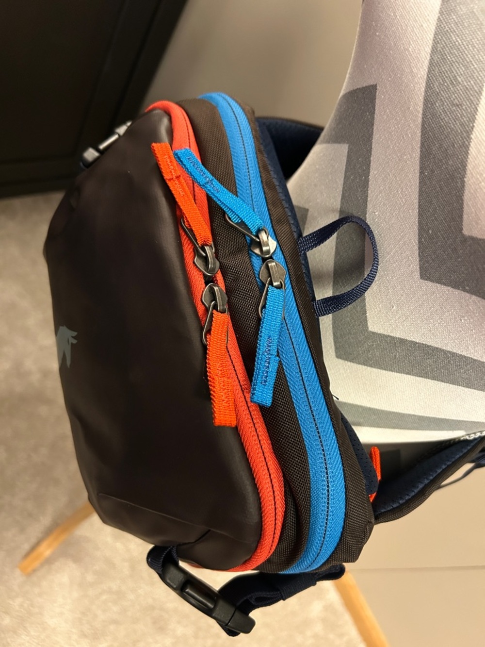 COTOPAXI X 4L Hip Pack / Crossbody, Color: Cavern, NWOT, Travel/Hiking - Picture 3 of 16